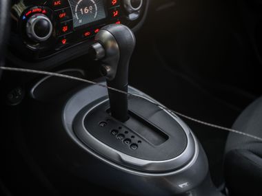 Nissan Juke 2013 года, 187 000 км - вид 8