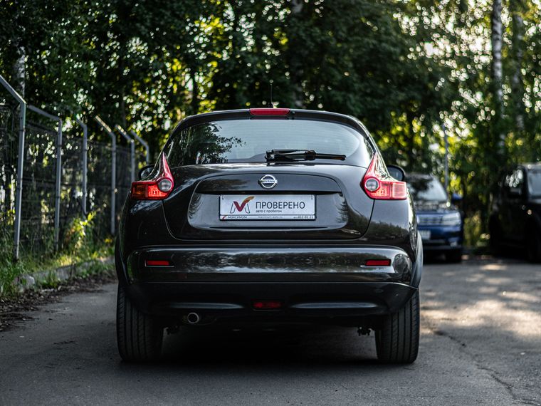 Nissan Juke 2013 года, 187 000 км - вид 4