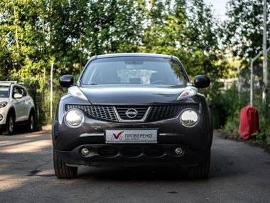 Nissan Juke 2013 года, 187 000 км - вид 3