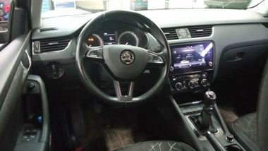 Skoda Octavia 2019 года, 123 010 км - вид 5