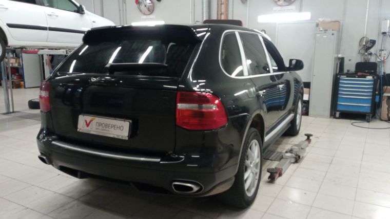 Porsche Cayenne 2009 года, 446 630 км - вид 3