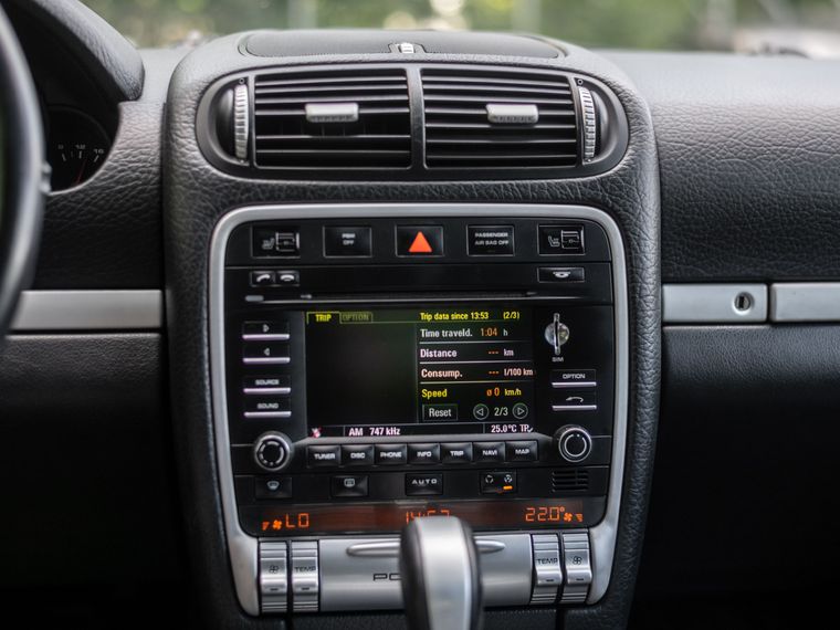 Porsche Cayenne 2009 года, 446 630 км - вид 8