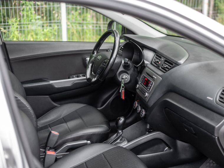 KIA Rio 2017 года, 95 317 км - вид 12