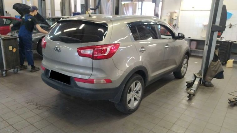 KIA Sportage 2012 года, 186 793 км - вид 3