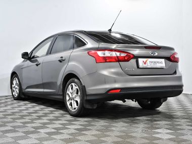 Ford Focus 2011 года, 230 493 км - вид 4