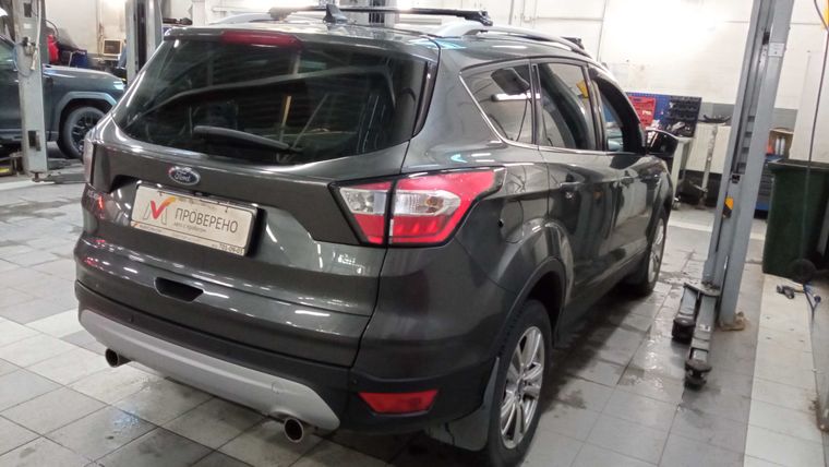 Ford Kuga 2019 года, 99 060 км - вид 3