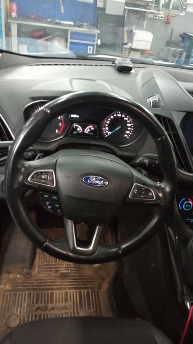 Ford Kuga 2018 года, 134 373 км - вид 5