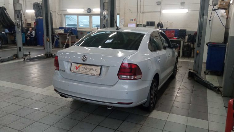 Volkswagen Polo 2018 года, 185 578 км - вид 3 Volkswagen Polo 2018 года, 185 578 км - вид 3
