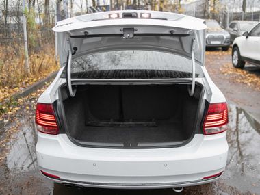 Volkswagen Polo 2018 года, 185 578 км - вид 15