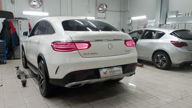 Mercedes-Benz GLE-класс Coupe 2018 года, 184 062 км - вид 4