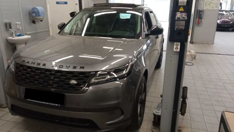 Land Rover Range Rover Velar 2018 года, 110 282 км - вид 3