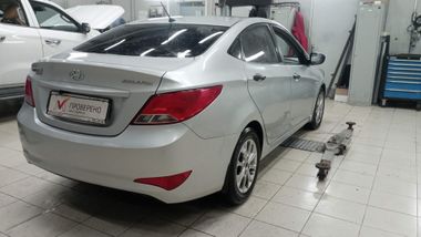 Hyundai Solaris 2015 года, 167 700 км - вид 3
