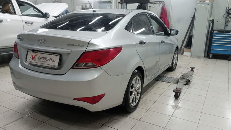 Hyundai Solaris 2015 года, 167 700 км - вид 3