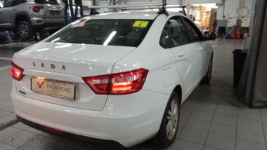 ВАЗ (LADA) Vesta 2017 года, 102 500 км - вид 3