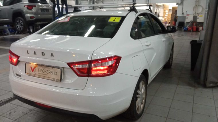 ВАЗ (LADA) Vesta 2017 года, 102 500 км - вид 3