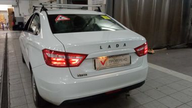 ВАЗ (LADA) Vesta 2017 года, 102 500 км - вид 4