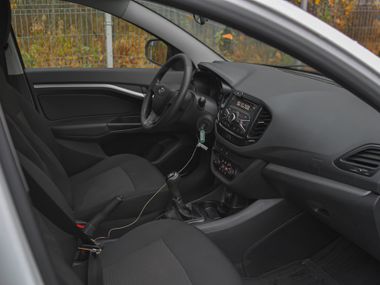 ВАЗ (LADA) Vesta 2017 года, 102 500 км - вид 11