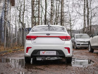 KIA Rio 2018 года, 162 198 км - вид 4