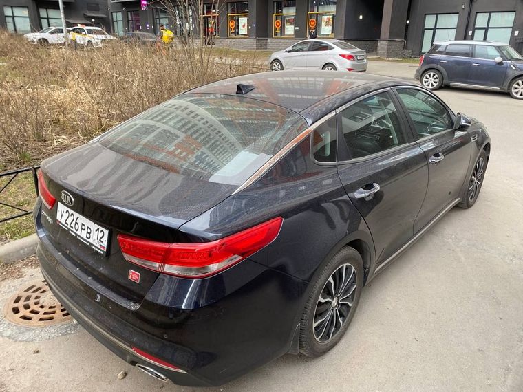 KIA Optima 2018 года, 108 000 км - вид 3