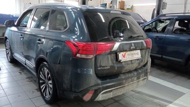 Mitsubishi Outlander 2021 года, 149 384 км - вид 4