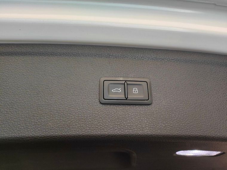 Audi Q5 2018 года, 62 204 км - вид 10