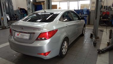 Hyundai Solaris 2014 года, 105 892 км - вид 3