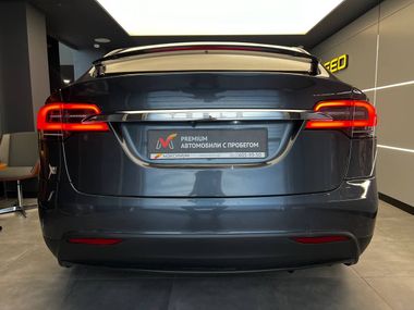Tesla Model X 2017 года, 68 782 км - вид 5