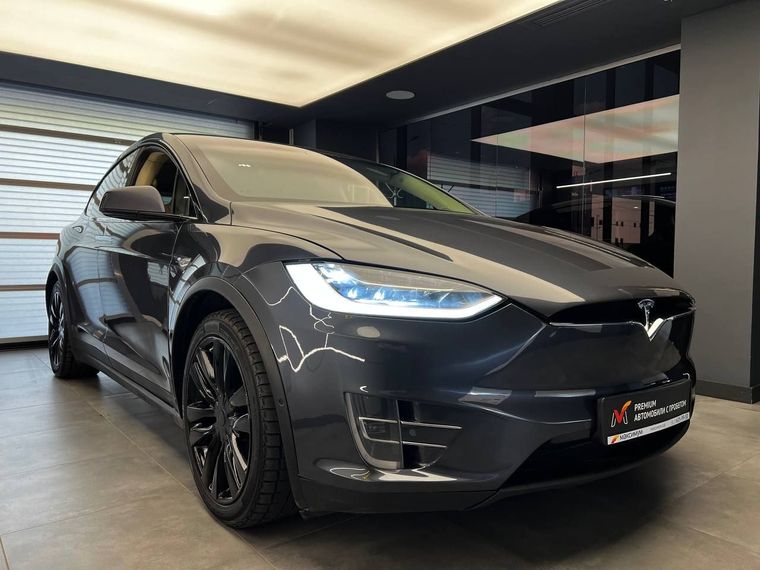 Tesla Model X 2017 года, 68 782 км - вид 3