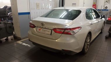 Toyota Camry 2019 года, 186 900 км - вид 3