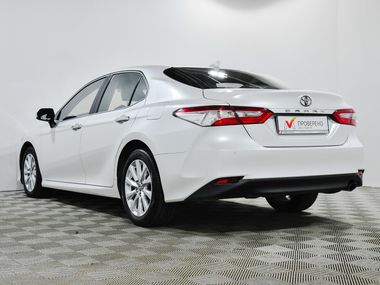 Toyota Camry 2019 года, 186 900 км - вид 8