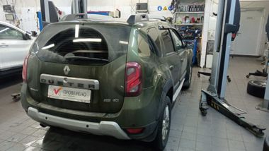 Renault Duster 2017 года, 152 683 км - вид 4