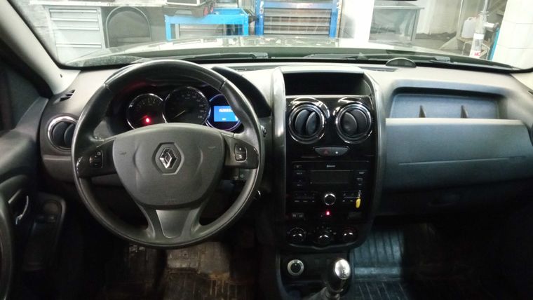 Renault Duster 2017 года, 152 683 км - вид 5