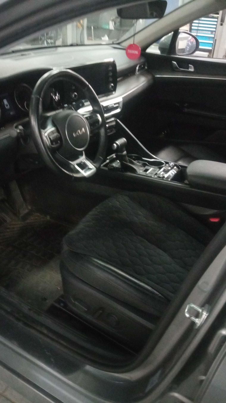 KIA K5 2021 года, 84 910 км - вид 5