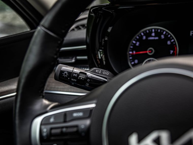 KIA K5 2021 года, 84 910 км - вид 6