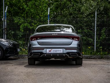 KIA K5 2021 года, 84 910 км - вид 4