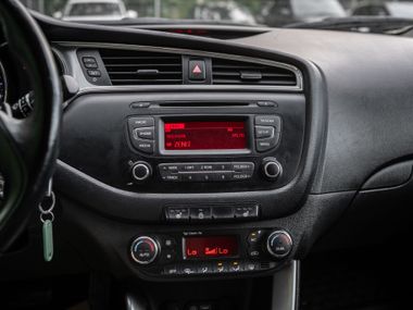 KIA Ceed 2016 года, 117 541 км - вид 7