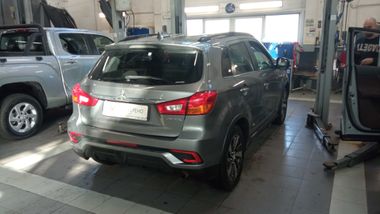Mitsubishi ASX 2018 года, 99 182 км - вид 3