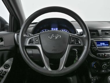 Hyundai Solaris 2015 года, 189 331 км - вид 9