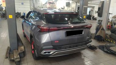 Omoda C5 2022 года, 40 000 км - вид 4