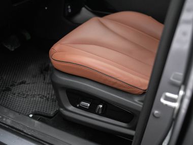 Omoda C5 2022 года, 40 000 км - вид 13