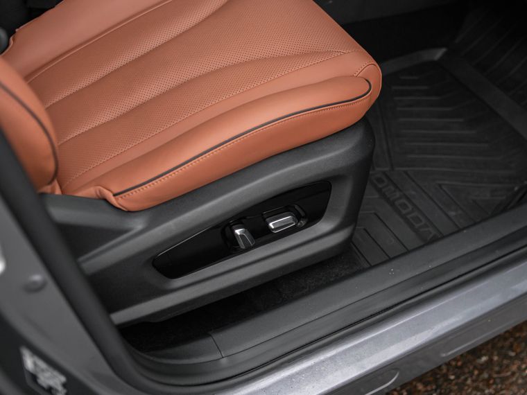 Omoda C5 2022 года, 40 000 км - вид 16