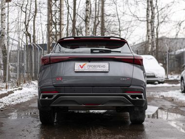 Omoda C5 2022 года, 40 000 км - вид 4