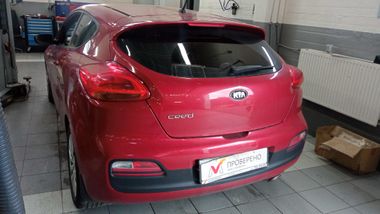 KIA Ceed 2015 года, 120 000 км - вид 4
