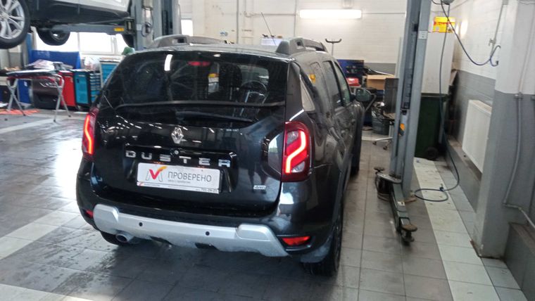 Renault Duster 2020 года, 53 942 км - вид 3