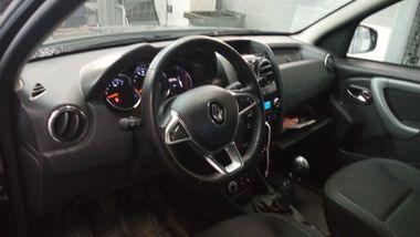 Renault Duster 2020 года, 53 942 км - вид 5