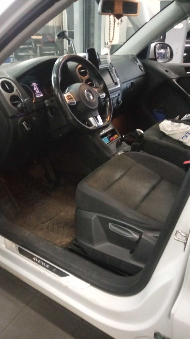 Volkswagen Tiguan 2016 года, 144 576 км - вид 4