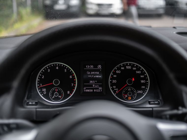 Volkswagen Tiguan 2016 года, 144 576 км - вид 5