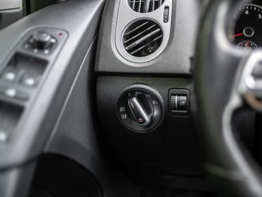 Volkswagen Tiguan 2016 года, 144 576 км - вид 13