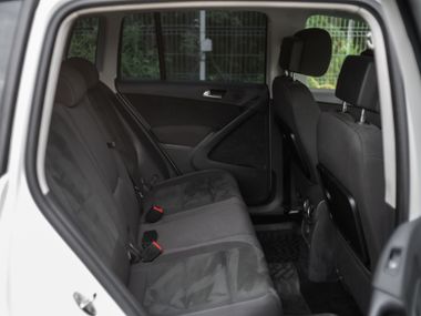Volkswagen Tiguan 2016 года, 144 576 км - вид 14