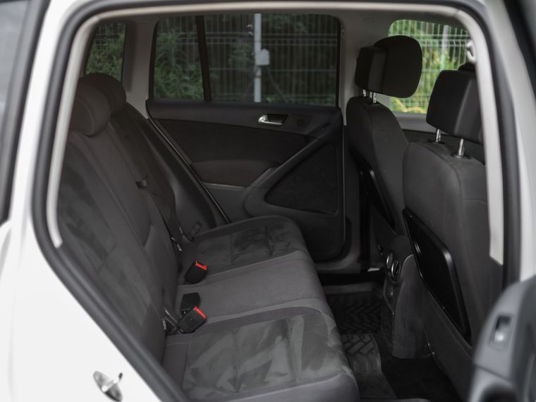 Volkswagen Tiguan 2016 года, 144 576 км - вид 14